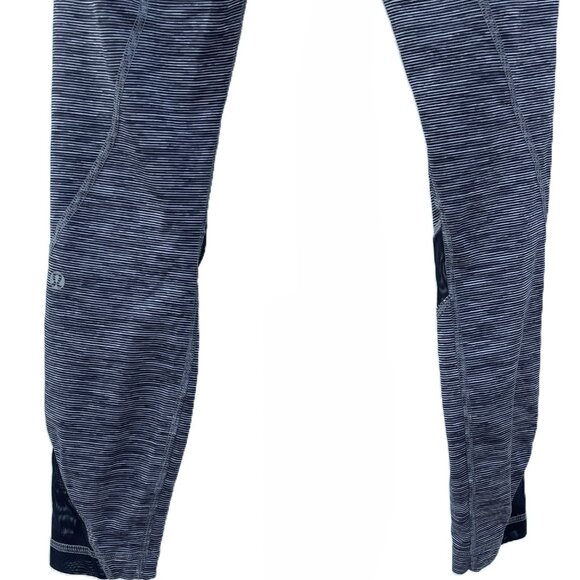 Lululemon Inspire 25" Legging Size 4 Gray/Black/White - Picture 7 of 10